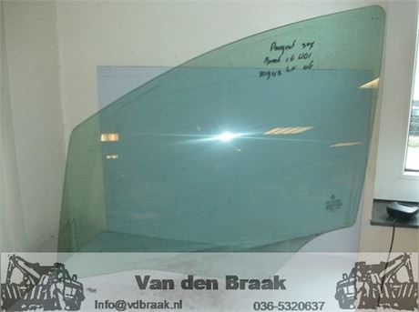 Peugeot 307 Break 2002-2009 Portierruit links voor