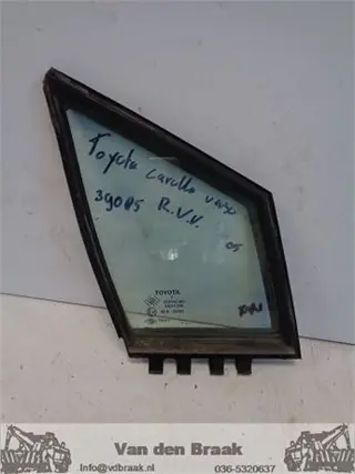 Toyota Corolla Verso 2000-2009 Scheerraam rechts voorzijde