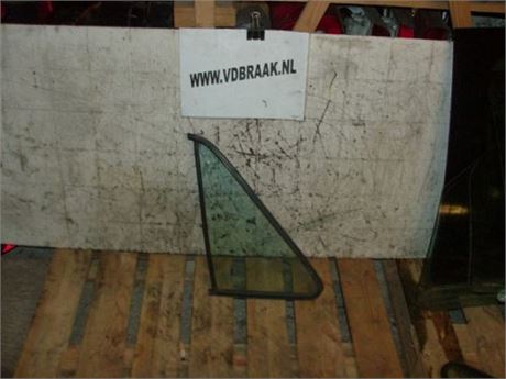 Vw Golf Cabriolet 1984-1993 driehoekraam rechts voor