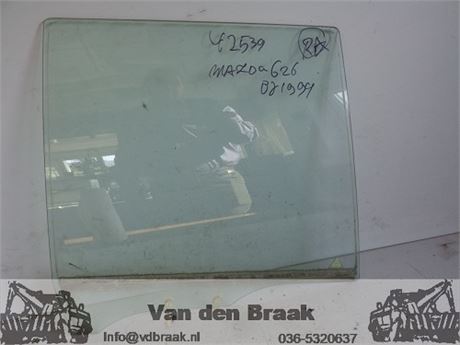 Mazda 626 Combi 1998-2002 Portierruit rechts achter