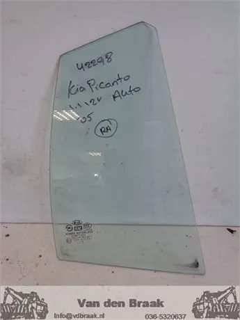 Kia Picanto 2004-2011 Driehoekraam rechts achter