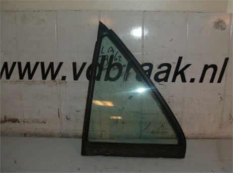 Mitsubishi Carisma 4 drs 1995-1999 Scheerraam links achter