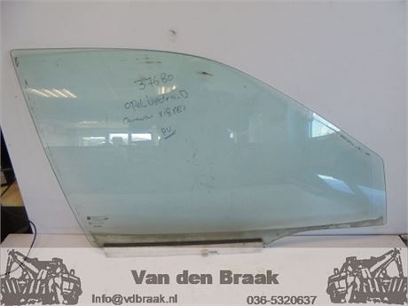 Opel Vectra Caravan 1995-2002 Portierraam rechts voor