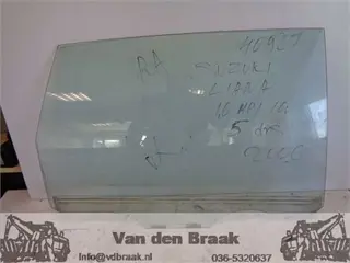 Suzuki Liana Hatchback 2001-2007 Portierruit rechts achter