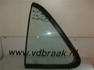 Suzuki Swift 4 deurs sedan 1990-1996 Scheerraam links achter