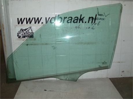 Peugeot 406 4 drs 1995-1999 Portierraam links voor