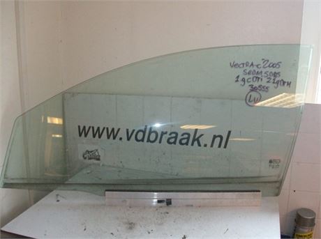 Opel Vectra Sedan 2002-2009 Portierraam links voor