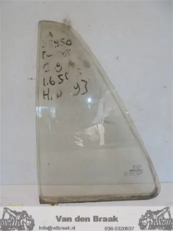 Peugeot 309 5 drs Hb 1989-1993 Scheerruit links achter