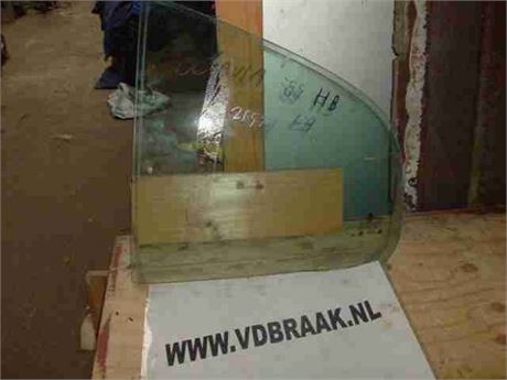 Skoda Octavia Hatchback 1997-2004 Driehoeksraam links achter