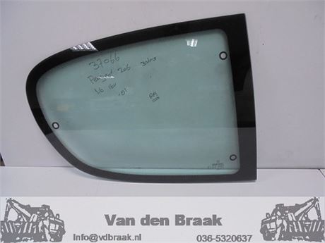 Peugeot 206 3 deurs 1998-2009 Klapraam rechts achter