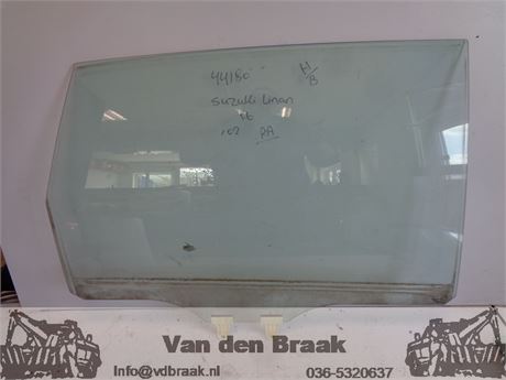 Suzuki Liana Hatchback 2001-2007 Portierruit rechts achterr