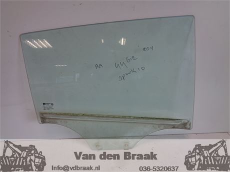 Chevrolet Spark 2010-2015 Portierruit rechts achter