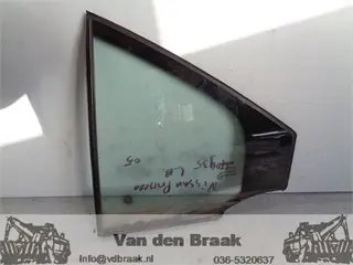 Nissan Primera 5drs 2002-2008 Links achter driehoekraam