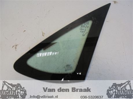 Ford Focus 5 deurs  hb 2004-2011 Driehoekraam rechts achter