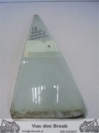 Mazda 6 Sportbreak 2002-2008 Scheerraam links achter