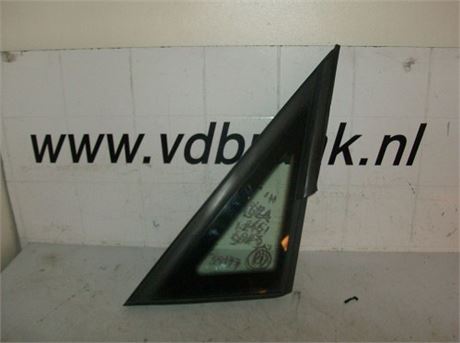 Seat Ibiza 5 deurs 2008-2017 Scheerruit rechts voor