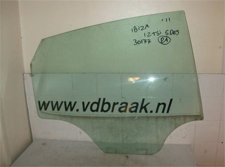 Seat Ibiza 5 deurs 2008-2017 Portierruit rechts achter