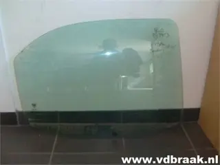 Lancia Lybra Sedan 1999-2005 Portierruit rechts achter