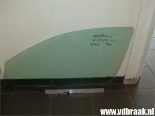 Opel Astra 5 drs 2004-2012 Portierraam links voor