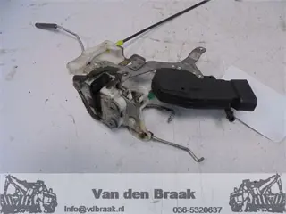 Toyota Aygo 3 deurs 2005-2014 Deurslot links