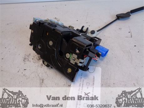 Volkswagen Golf+ 2005-2009 Deurslot links achter