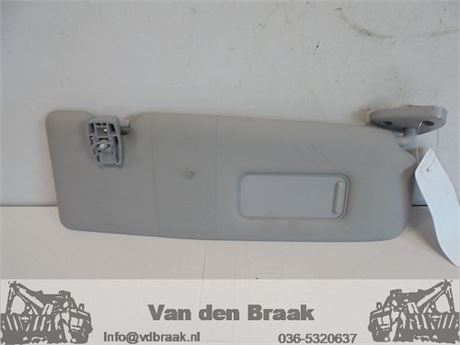 BMW 1 serie E81 2007-2012 Zonneklep rechts voor