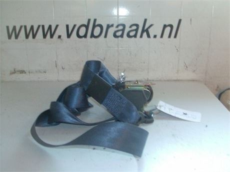 Audi TT Coupe 1998-2006 Gordelspanner rechts voor