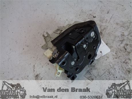 Audi A3 Sportback 5 drs 2016-2020 Deurslot rechtsachter