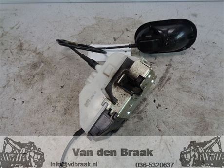 Renault Twingo 3drs 2007-2011 Deurslot links