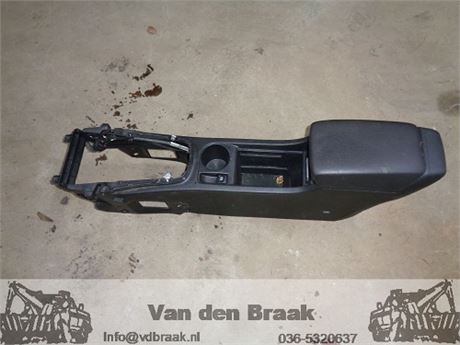 Opel Astra Hatchback 2009-2015 Middenconsole