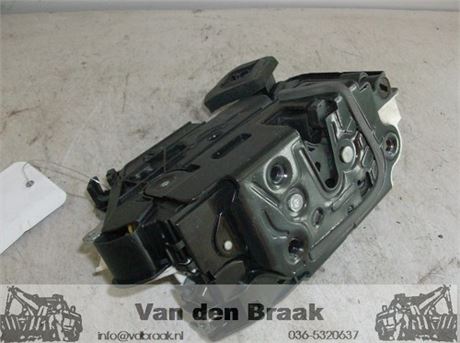 Volkswagen Polo 6R 2009-2014  Deurslot rechts voor