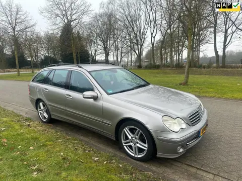Mercedes-Benz C-klasse Combi 200 K. Avantgarde