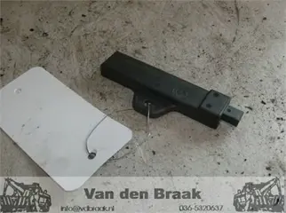 BMW 5 serie GT 2009-2013 Antenne versterker