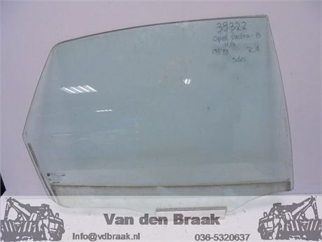 Opel Vectra 5drs Hb 1995-2002 Portierraam rechts achter