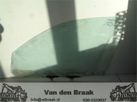 Toyota Corolla liftback 1992-1997 Portierruit linksvoor