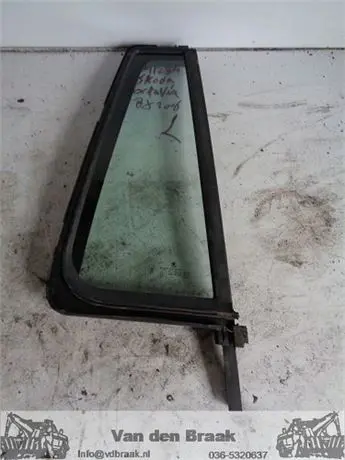 Skoda Octavia Combi 2005-2013 Scheerraam links achter