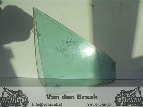 Volkswagen Polo Coupe 1986-1994 Scheerraam rechts voor