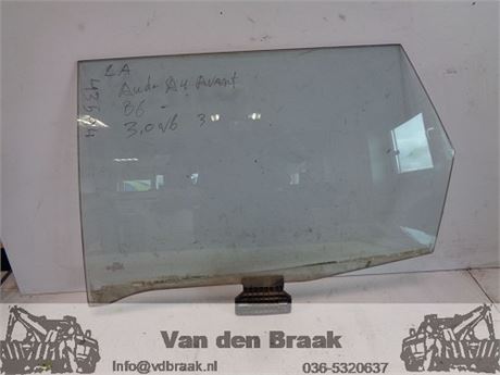 Audi A4 Avant 2001-2008 Portierraam links achter