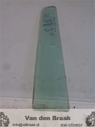 Mazda 2 5drs 2003-2007 Scheerruit rechts achter