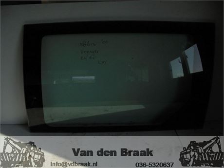 Chrysler Voyager 1995-2004 Ruit zijdeur links