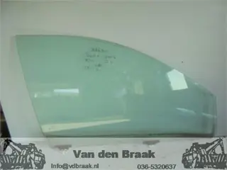 Toyota Yaris 5 drs 1999-2005 Portierruit rechts voor