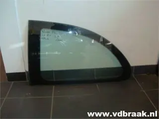 Nissan Micra K12 3 drs 2002-2005 Zijraam links achter