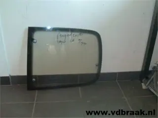 Peugeot 205 3 deurs 1983-1998 Zijraam links achter