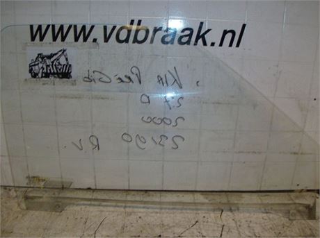 Kia Pregio 1997-2002 Portierraam rechts voor