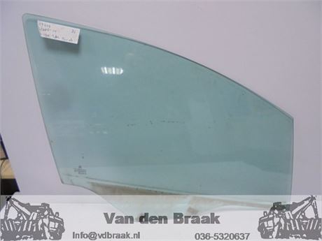 Citroen C4 Berline 2004-2010 Portierruit rechtsvoor