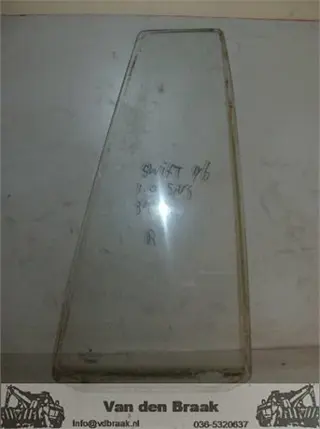 Suzuki Swift 5 deurs 1989-2002 Scheerraam rechts achter