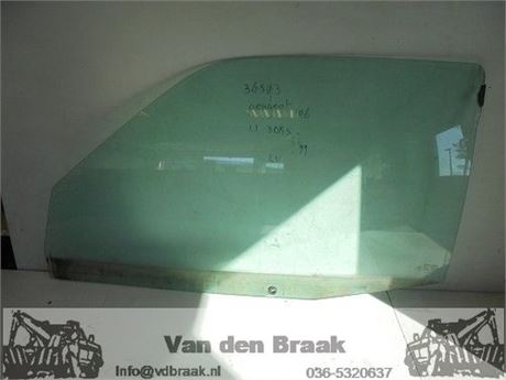 Peugeot 106 3 deurs 1991-2003 Portierraam links