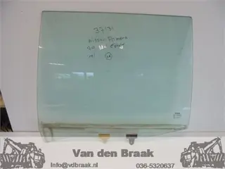 Nissan Primera Estate 1998-2002 Portierruit linksachter