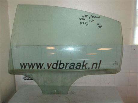 Volkswagen Passat sedan 1996-2005 Portierraam links achter