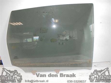Nissan Note 2006-2013 Portierraam rechts achter